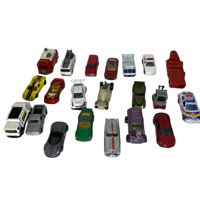 Bundle of Hot wheels and Matchbox Cars 