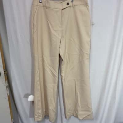  Womens  Size 16 flare pants
