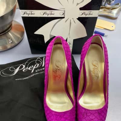 Peeptoe heels Size 36 Purple 