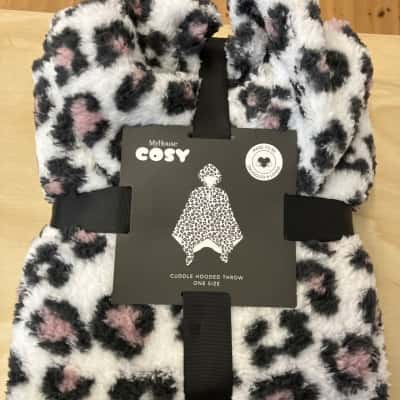 MyHouse Cosy Cuddle Hooded Throw One Size