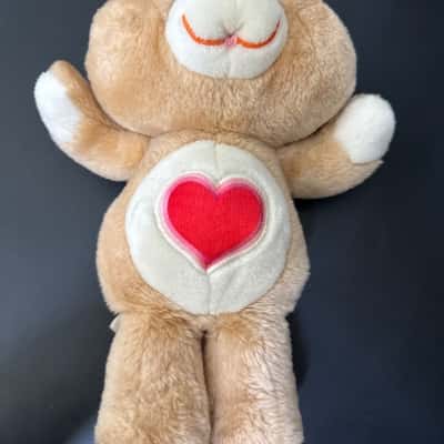 Vintage 1983 Care Bear Tenderheart Bear with Heart 18 inch Plush Kenner(B4)