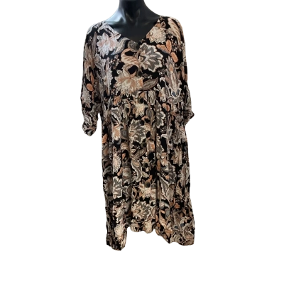 Willow & Tree Womens  Size 20 Babydoll Dress Black  / Floral 