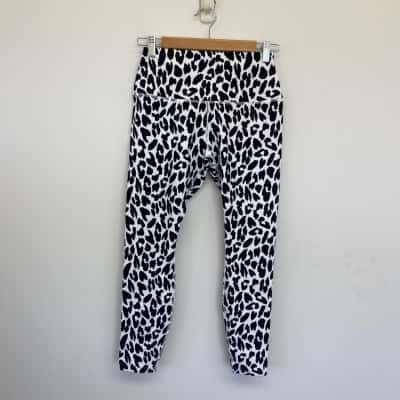 Lorna Jane Black White Lynx Print Excel Ankle Biter Leggings Size M 