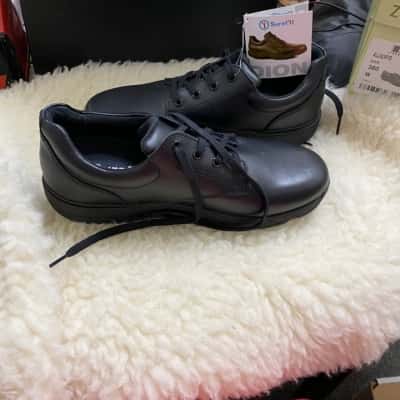 Surefit Womens  Size 7 Black  