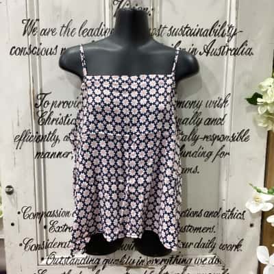 Sportsgirl Brand! TRENDING BRAND FLORAL SHOESTRING STRAP VISCOUS TOP! Size 14 Floral Top / Shoestring Strap Top / Sleeveless Top Floral / Navy Blue / Pattern / Pink  / White 