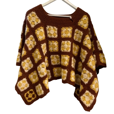  Womens  Size 12 / 14 Granny square Brown / Mustard / Other / White Oversized poncho style