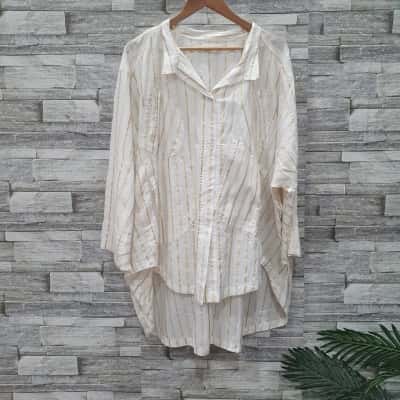  Womens  Size L / XL Button Up Top Gold / White 