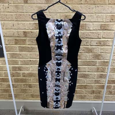 Cue Womens print dress style 990 Size 10 