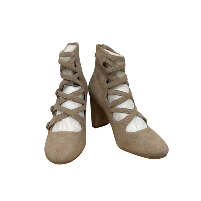 Django & Juliette  Womens “Madi” Taupe Suede Leather Size 38 Heels