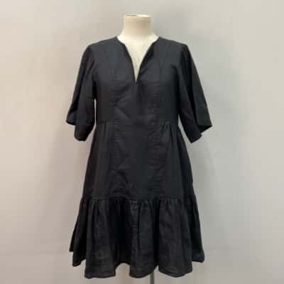 Country Road Womens  Size 10 Mini Tiered Dress Black  