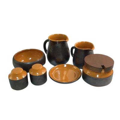 7 piece Hanstan Pottery 