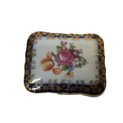 Vintage Floral Trinket Box Approx 5 x 6.5cm