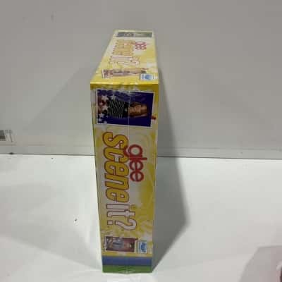 Glee scene it DVD game