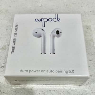BNWOT earpodz True wireless-stereo Earphones 