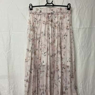 Womens Forever New  Size 10 Maxi Skirt Floral / Pink  