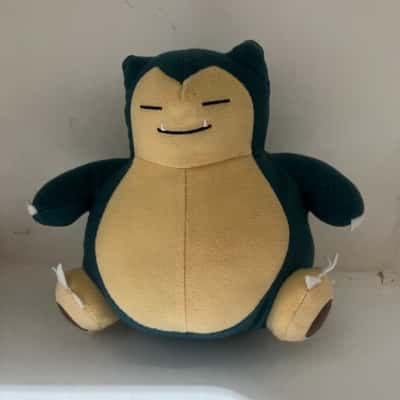 Pokémon's Snorlax Plushie