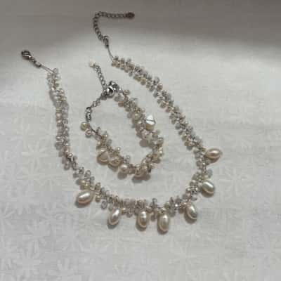 Super Pretty Women’s Fresh Water Pearl & Acrylic Bead Bracelet /Necklace Set 
