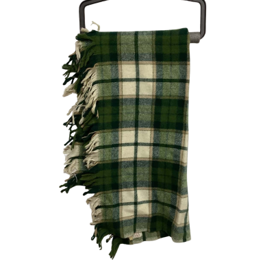 Waverley woollen mills shawl or blanket (c)