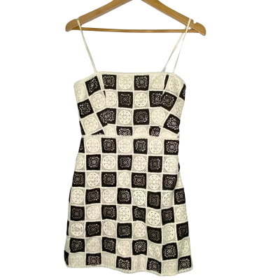 Forever New Womens  Size 8 Mini Dress / Shoestring Strap Dress Black  / Checked / White 