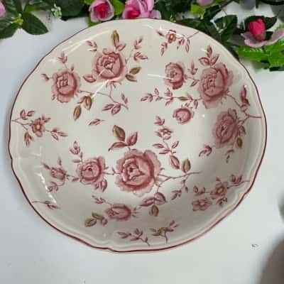 Table Mates Rose Garden Bowl 23cm Diameter 