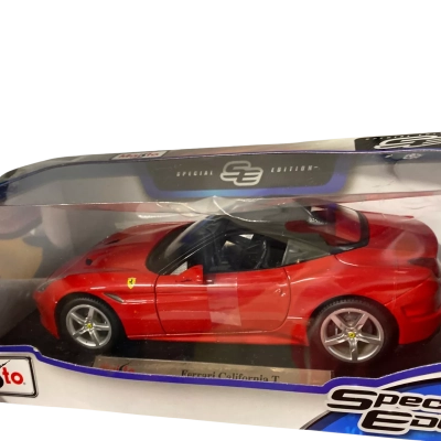 Maisto -Boxed Special Edition Ferrari California T model car