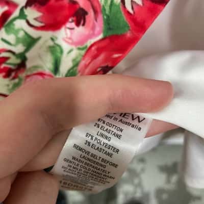 Review Womens  Size 12 Sleeveless Dress Roses 