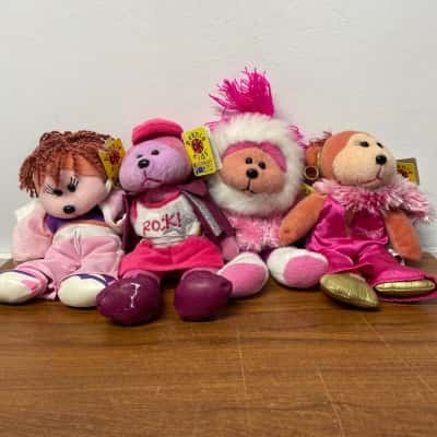 Collection of 4 Skansen Beanie Kids 