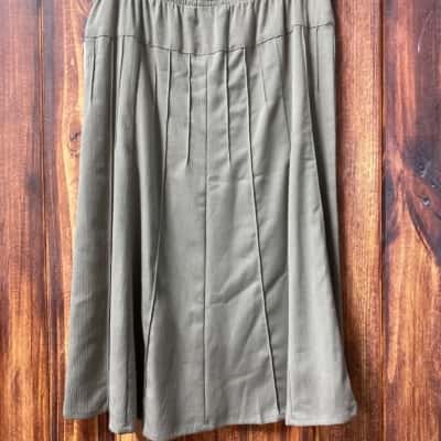 Black Pepper Womens  Size 12 Beige skirt New