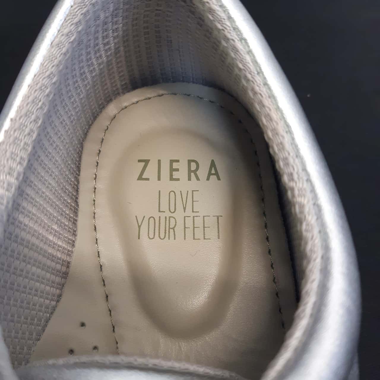 Ziera Shoes XW Women's size 39 (s)