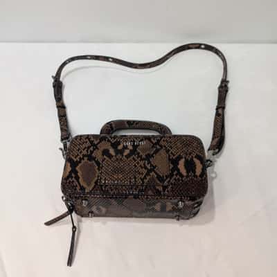 Sans Beast Journey Womens Cross Body Bag