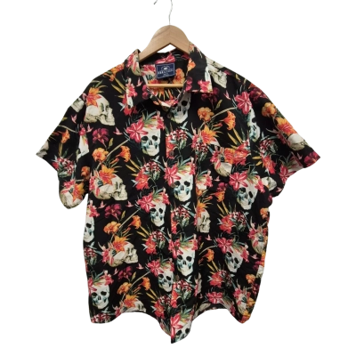 DBK Apparel  Mens  Size XXXXL Short Sleeve Shirt Skull Pattern