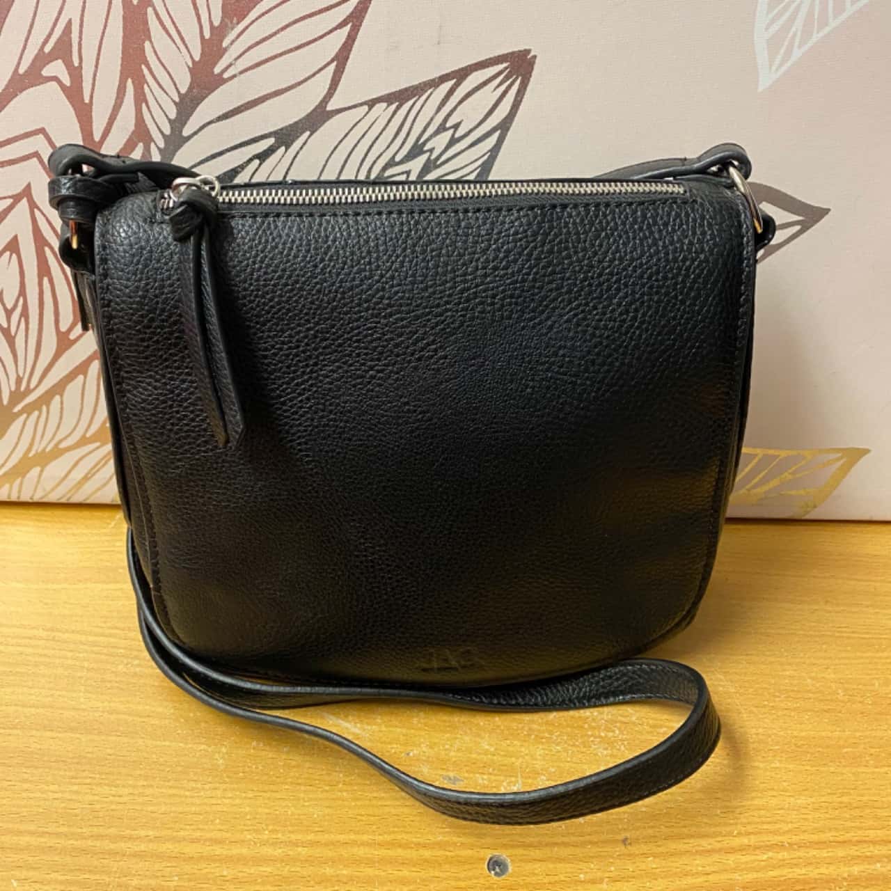 Near New Jag Womens Handbag Black (s)