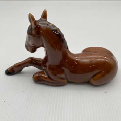 Rossdale Moss ceramic lying horse, 1950’s
