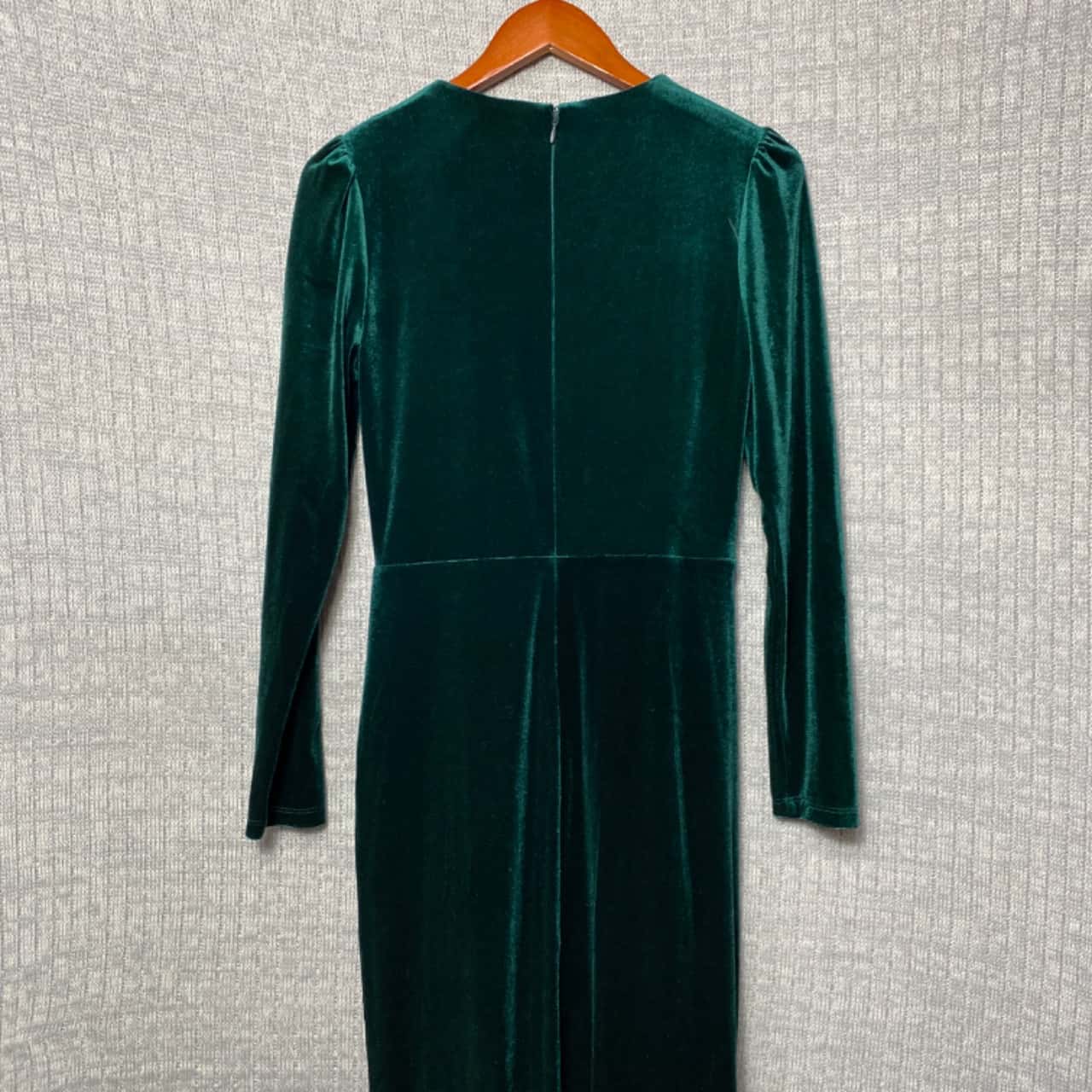 Women's Forever New Size 10 Long Sleeve Green Velvet Dress(s)