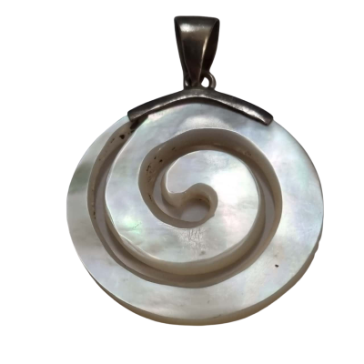  Womens Pendant Mother Of Pearl