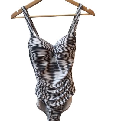Niptuck swim  Womens one piece swimwear  Size 8 Striped 