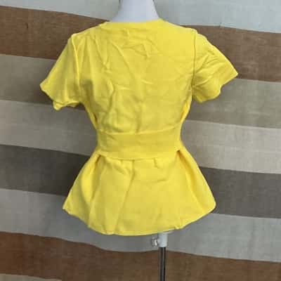 Country Road Womens  Size S Short Sleeve Top Yellow 