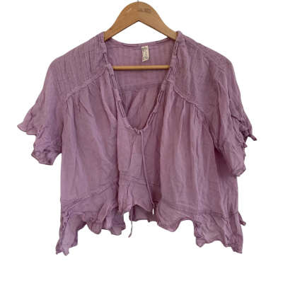  Womens  Size XS Cropped Top / Short Sleeve Top Purple 