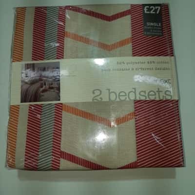 Brand New Next 2 Single Duvets And 2 Pillowcases