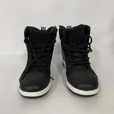  Speed Mens Shoes -  Size 43 Brand New RRP $70