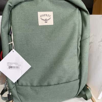 Osprey  Unisex Backpack pine Leaf Green 