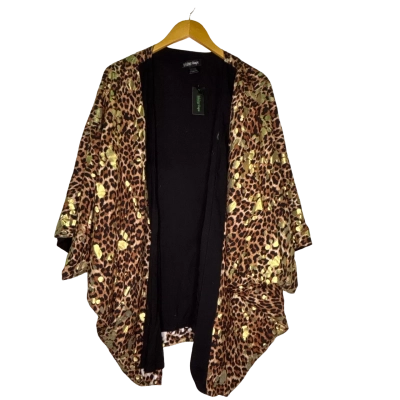 Taking Shape Womens  Size One Size Open Jacket Animal print / Black  / Gold 