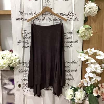 CHICO LOCO BRAND! Womens  Size 8 Asymmetrical Hemline Skirt Brown! STUNING MADE IN AUSTRALIA CHOCOLATE BROWN SKIRT! BEAUTIFUL ASYMMETRICAL HEM LINE AND PATTERN ALL OVER! GREAT FOR DAY OR NIGHT WEAR!