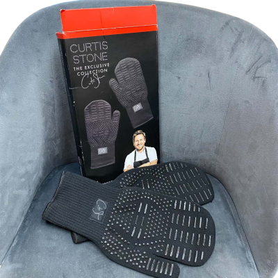 Curtis Stone - BBQ Heat Proof Mitts
