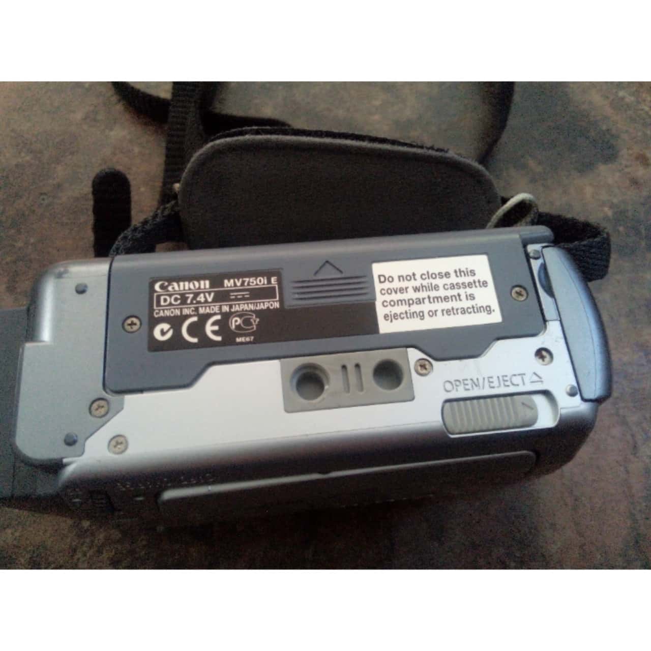 prévoir Compagnies aériennes placard camescope canon mini dv Furieux frisson Par