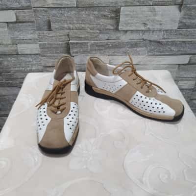  ara naturform Womens  Size 6 Sneakers Khaki / White 