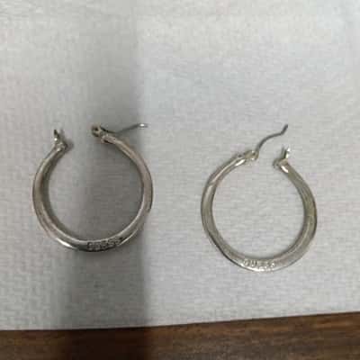 Guess Womens Silver  Earrings 