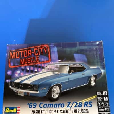 Boxed Motor City Muscle 69 Camaro 