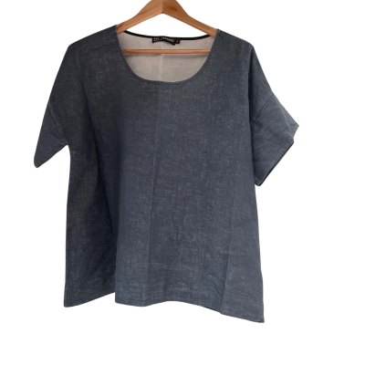  Two Threads Melbourne Short Sleeve Top. Sz L (14-16)