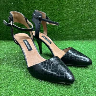 Diana Ferrari Rachelle Black Snake Print Stiletto Heels Size 6